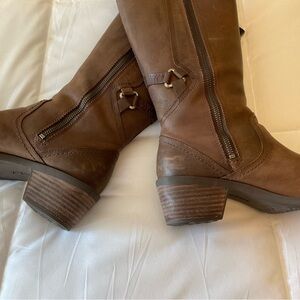 Teva Brown Leather Boots